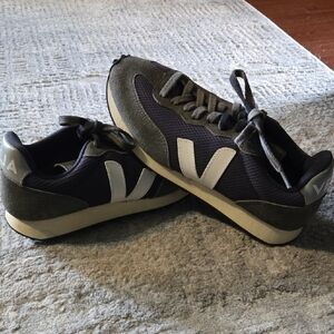 Unisex VEJA Gray and White Sneakers